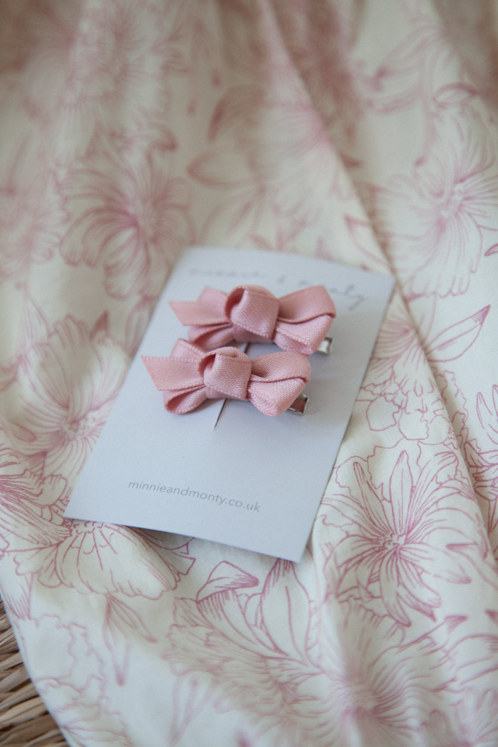 Dusky Pink Mini Bow Clips