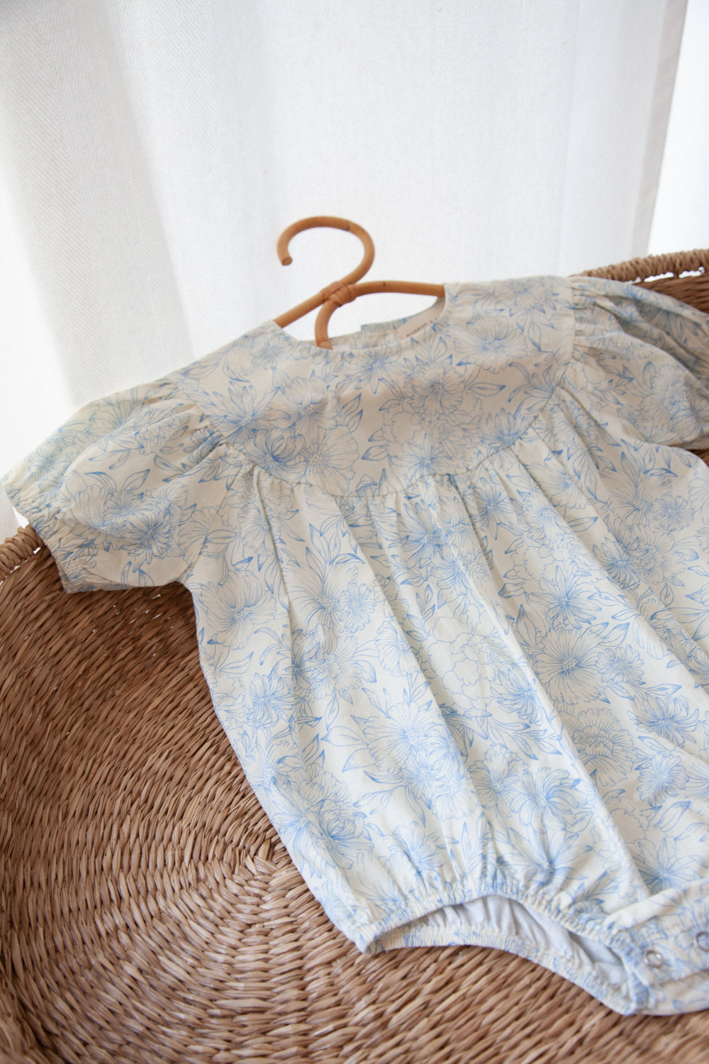 Blue/Toile Floral Short Puff Sleeve Romper