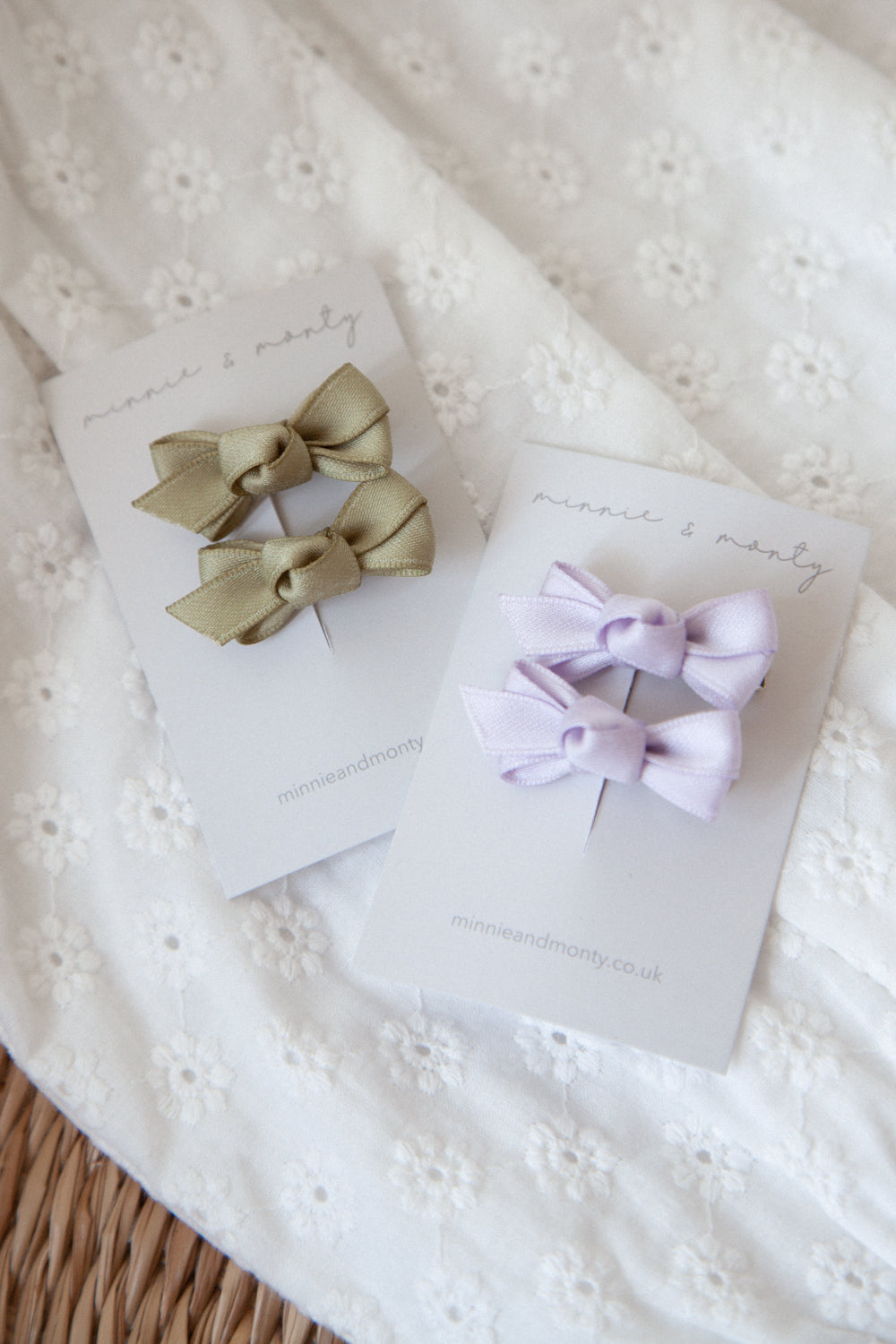 Dainty Mini Bow Clips in Lilac