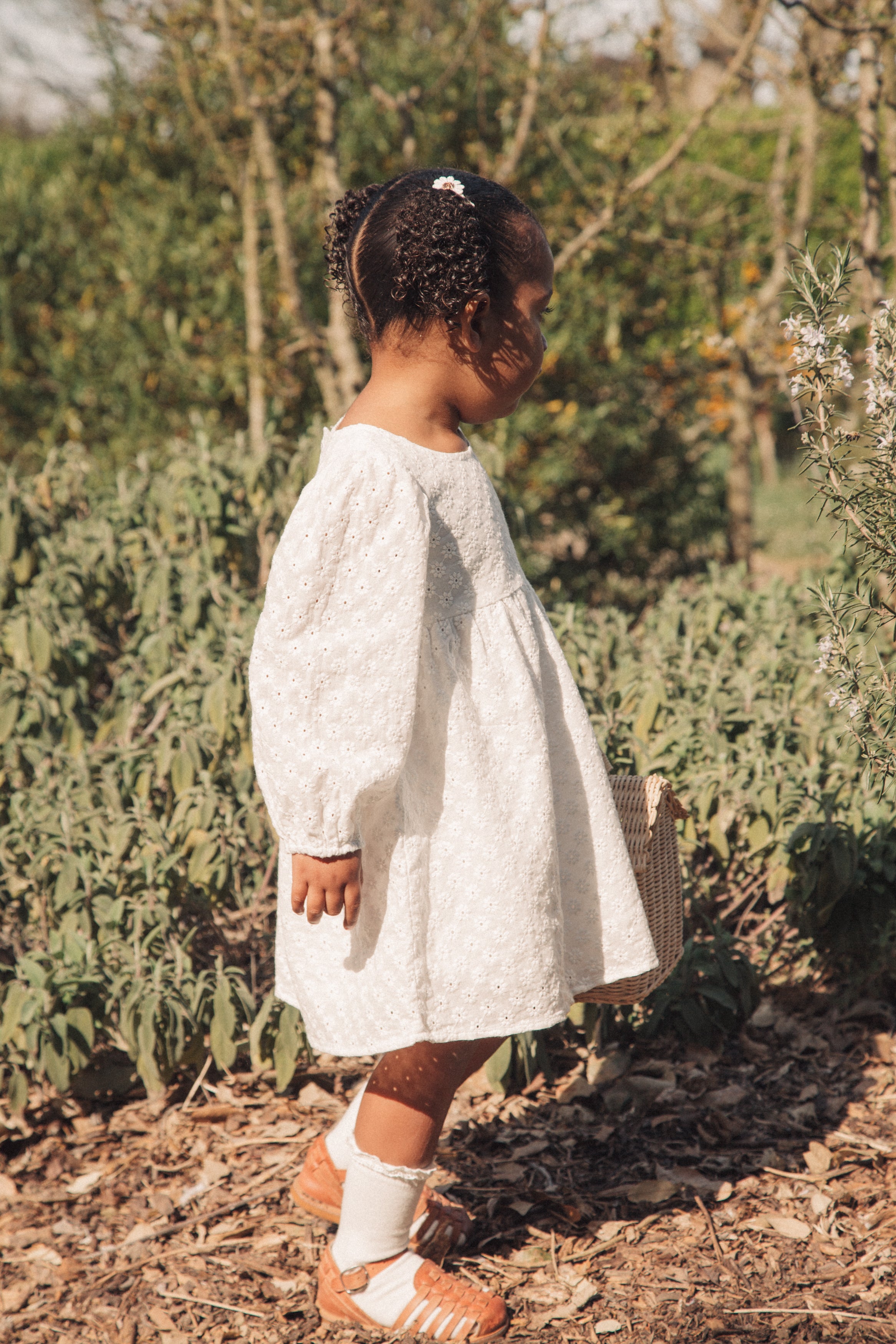 WHOLESALE White Daisy Puff Long Sleeve Dress