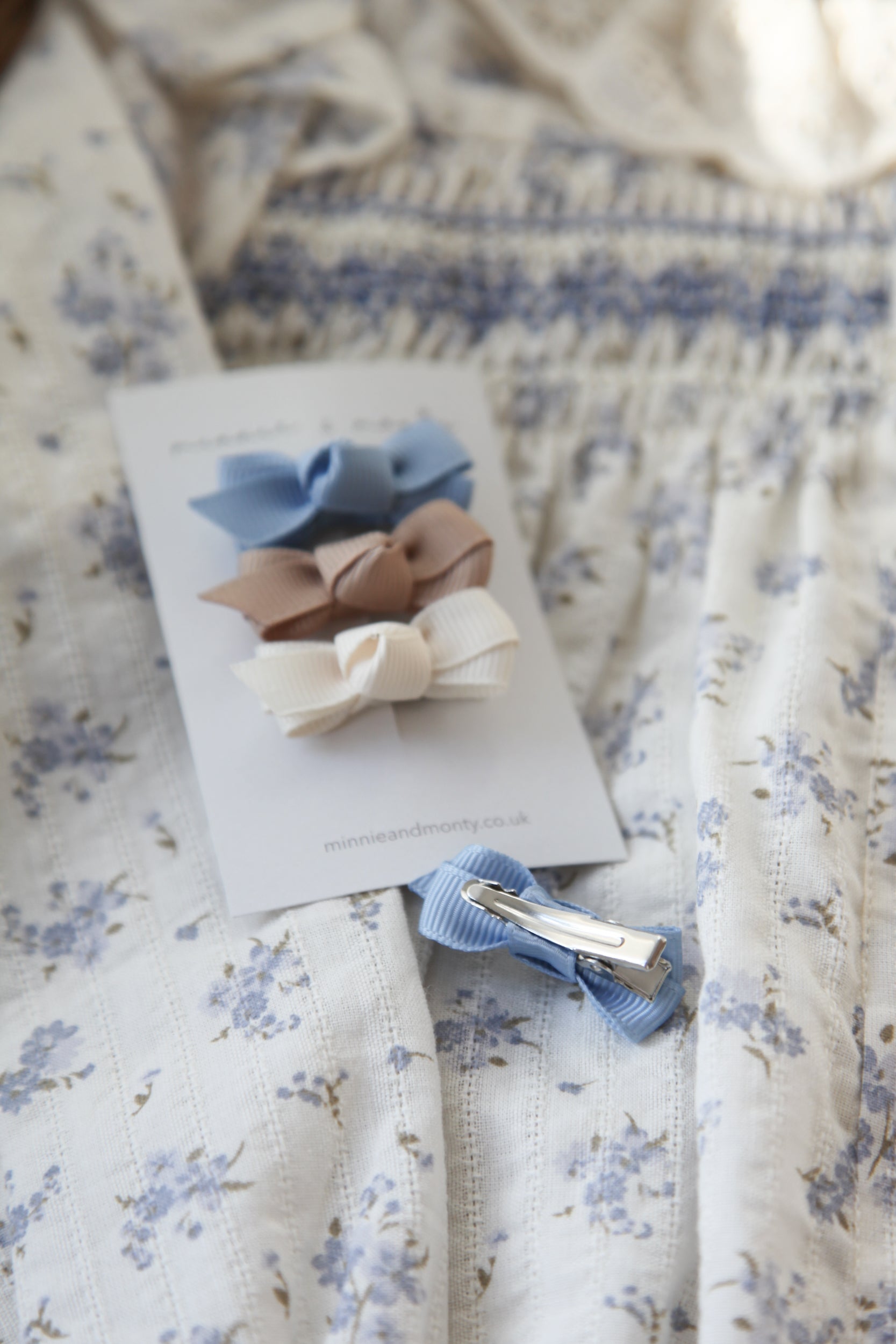 Dainty Mini Bow Clips - Sky Blue Trio