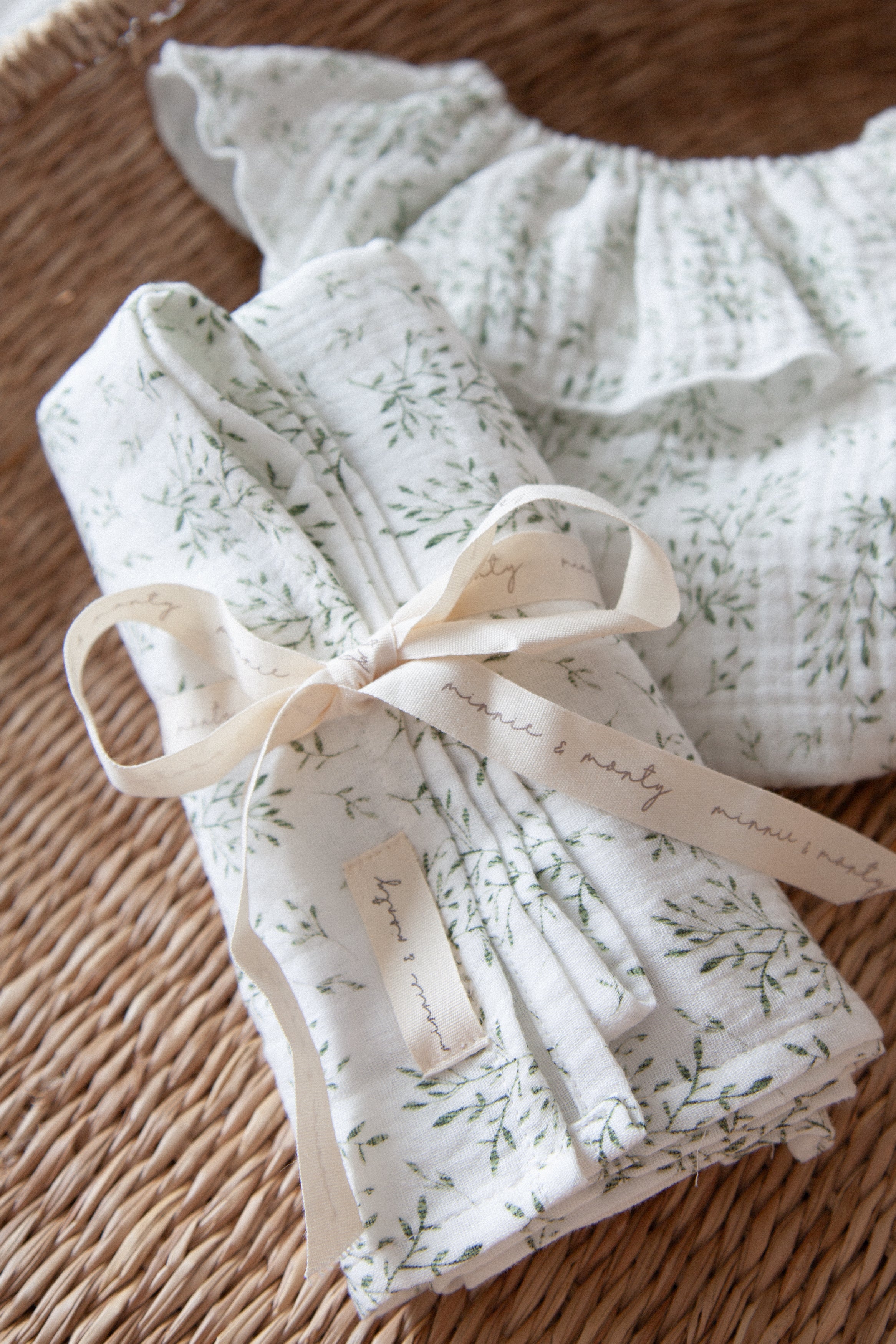 Olive Leaves Muslin Swaddle