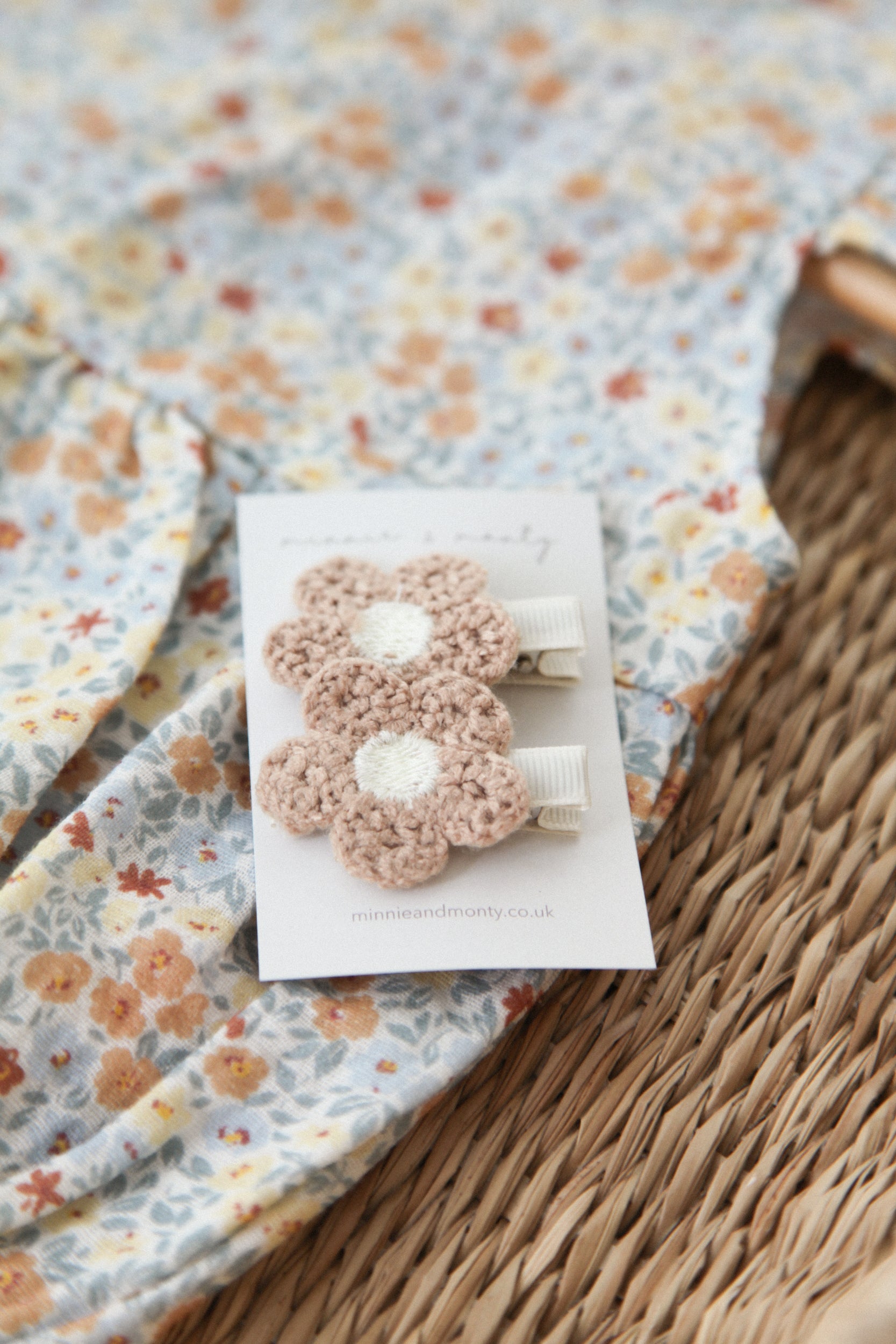 Knitted Flower Soft Slides (2 pack)