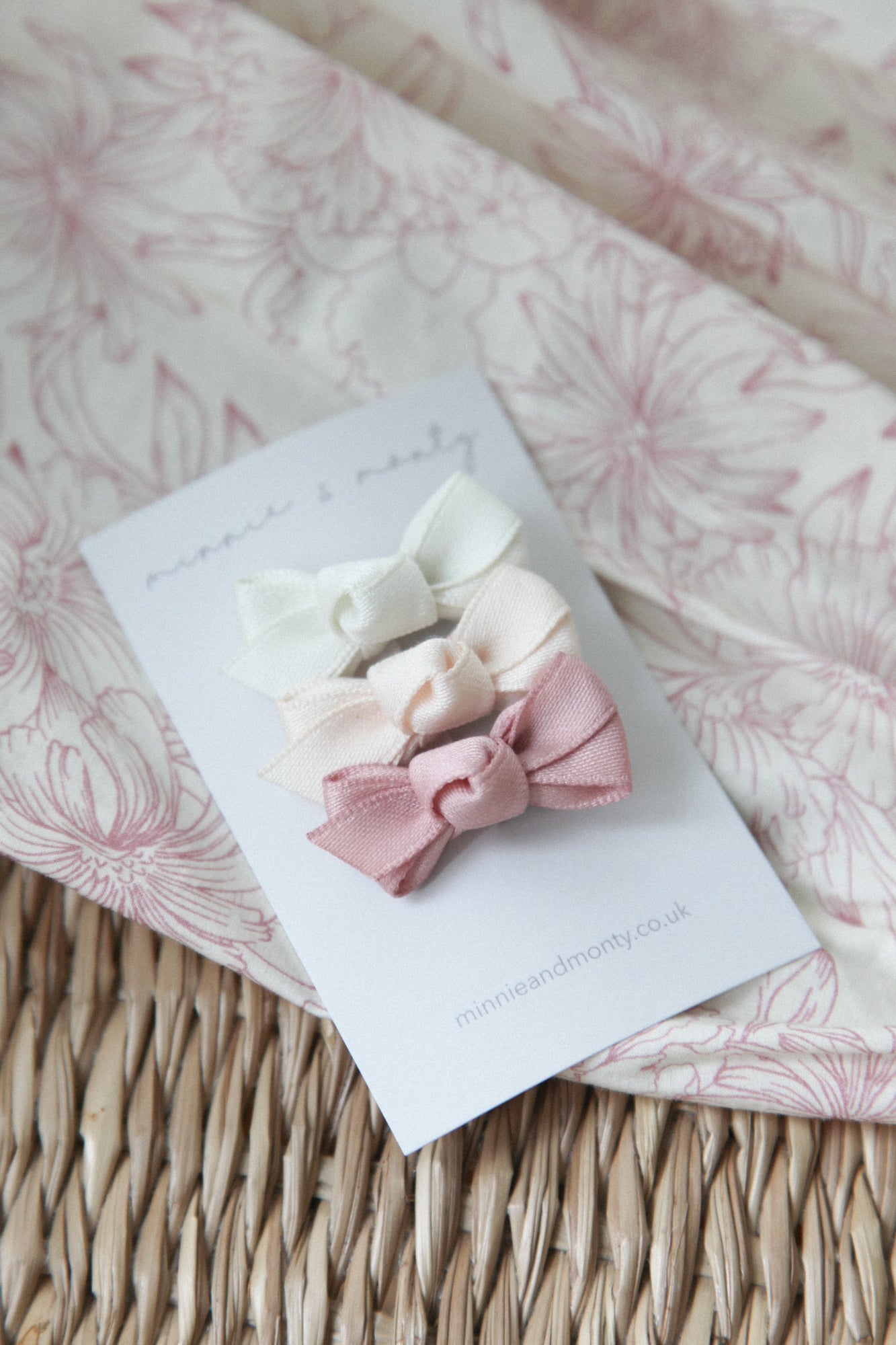 Dainty Mini Bow Clips - Pink Toile