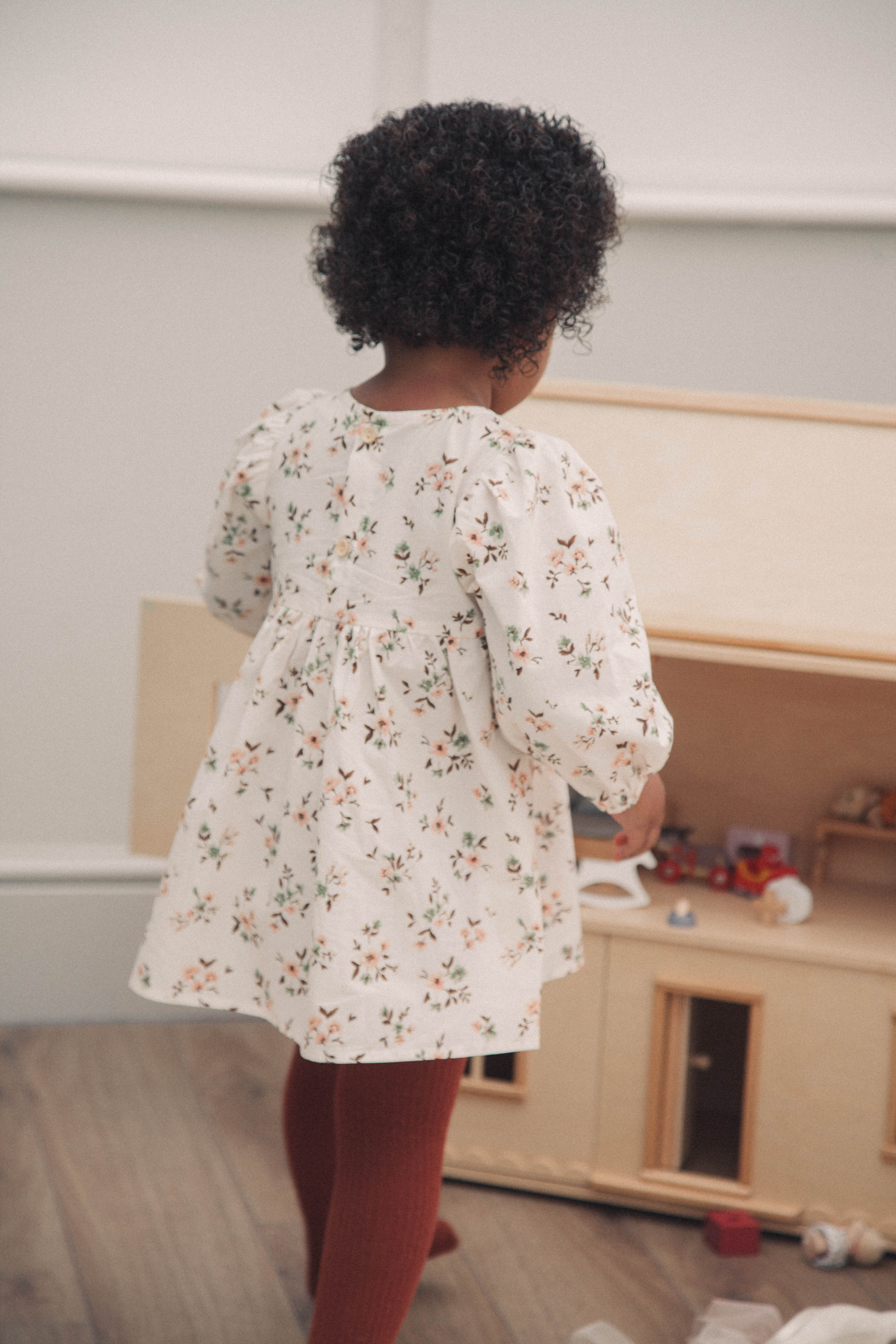 Mocha/Floral Puff Sleeve Dress