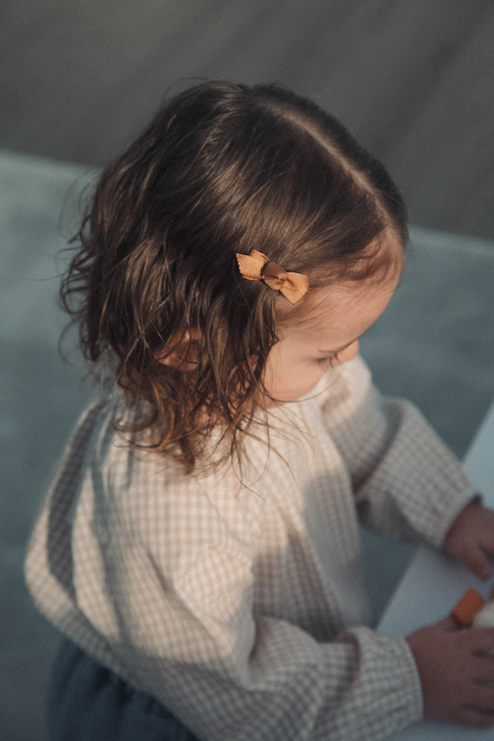 Dainty Mini Bow Clips in Caramel