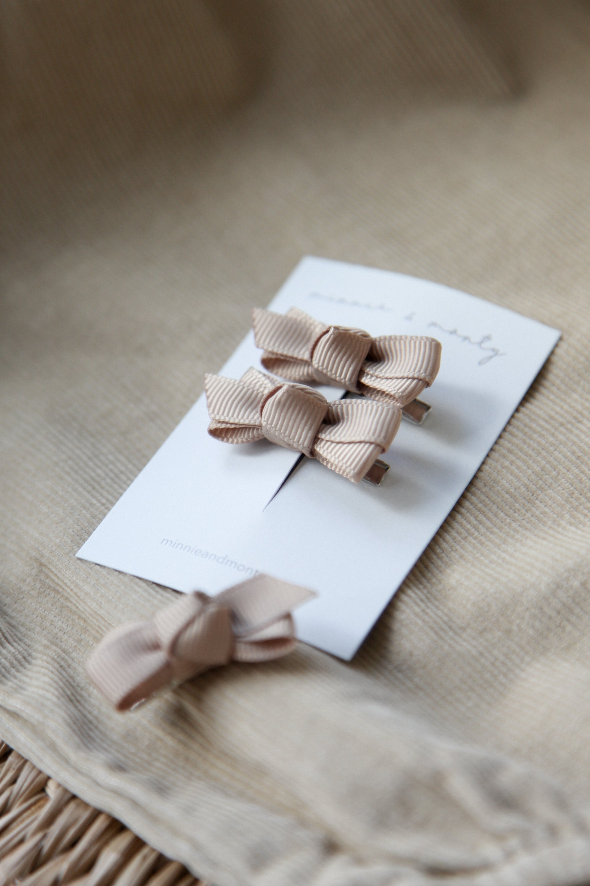Dainty Mini Bow Clips in Beige