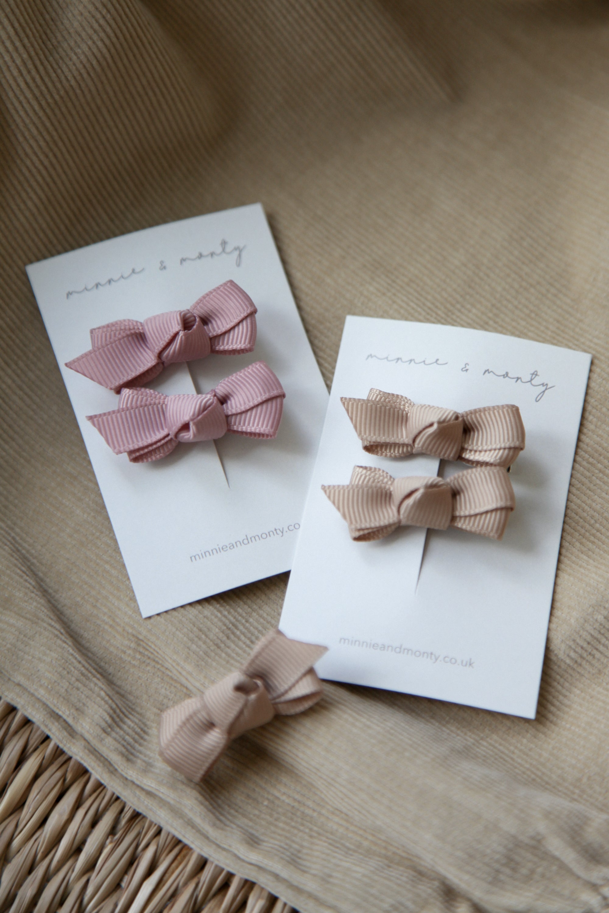 Dainty Mini Bow Clips in Blush Pink