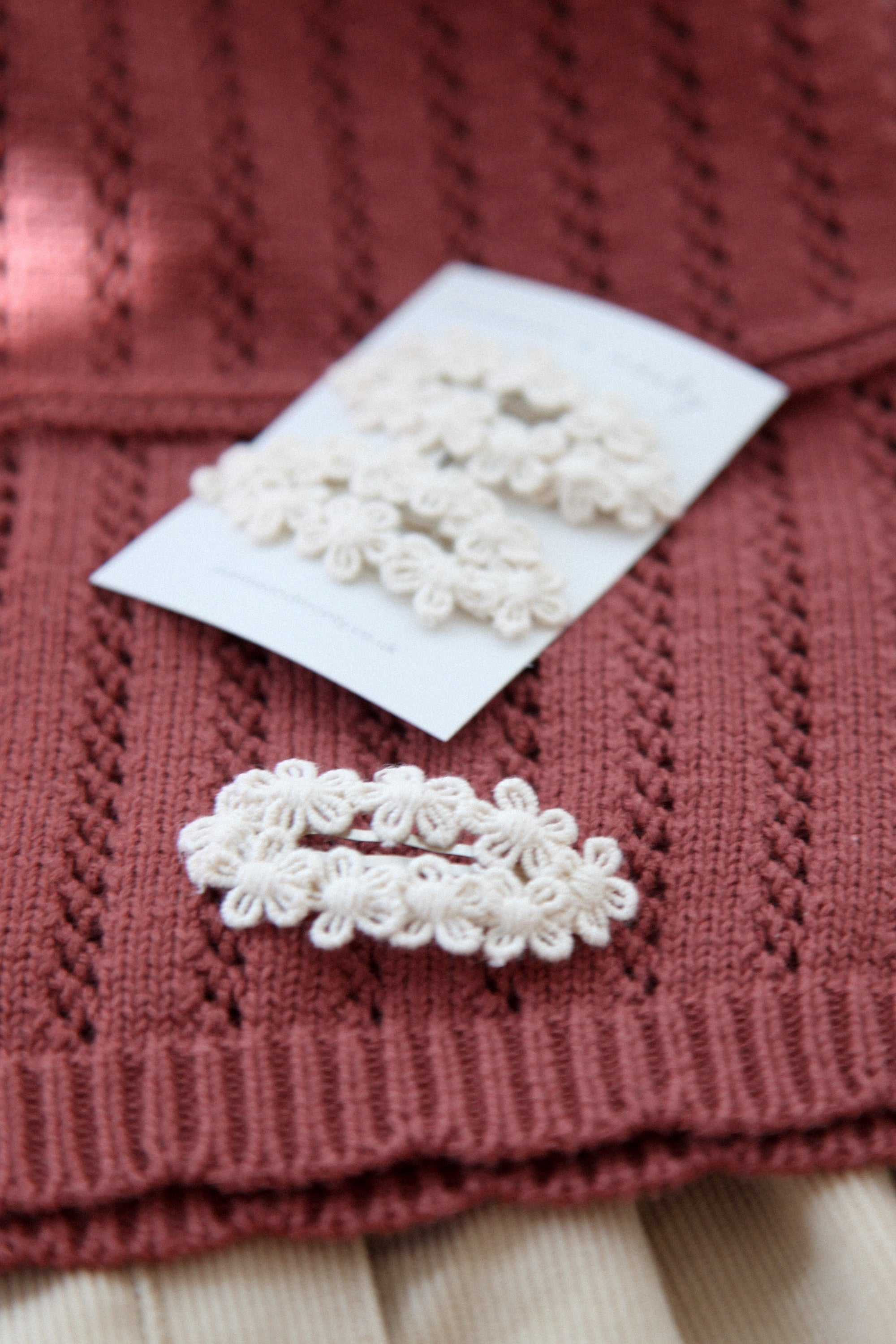 Cream Cotton Daisy Chain Snap Clip (2 pack)