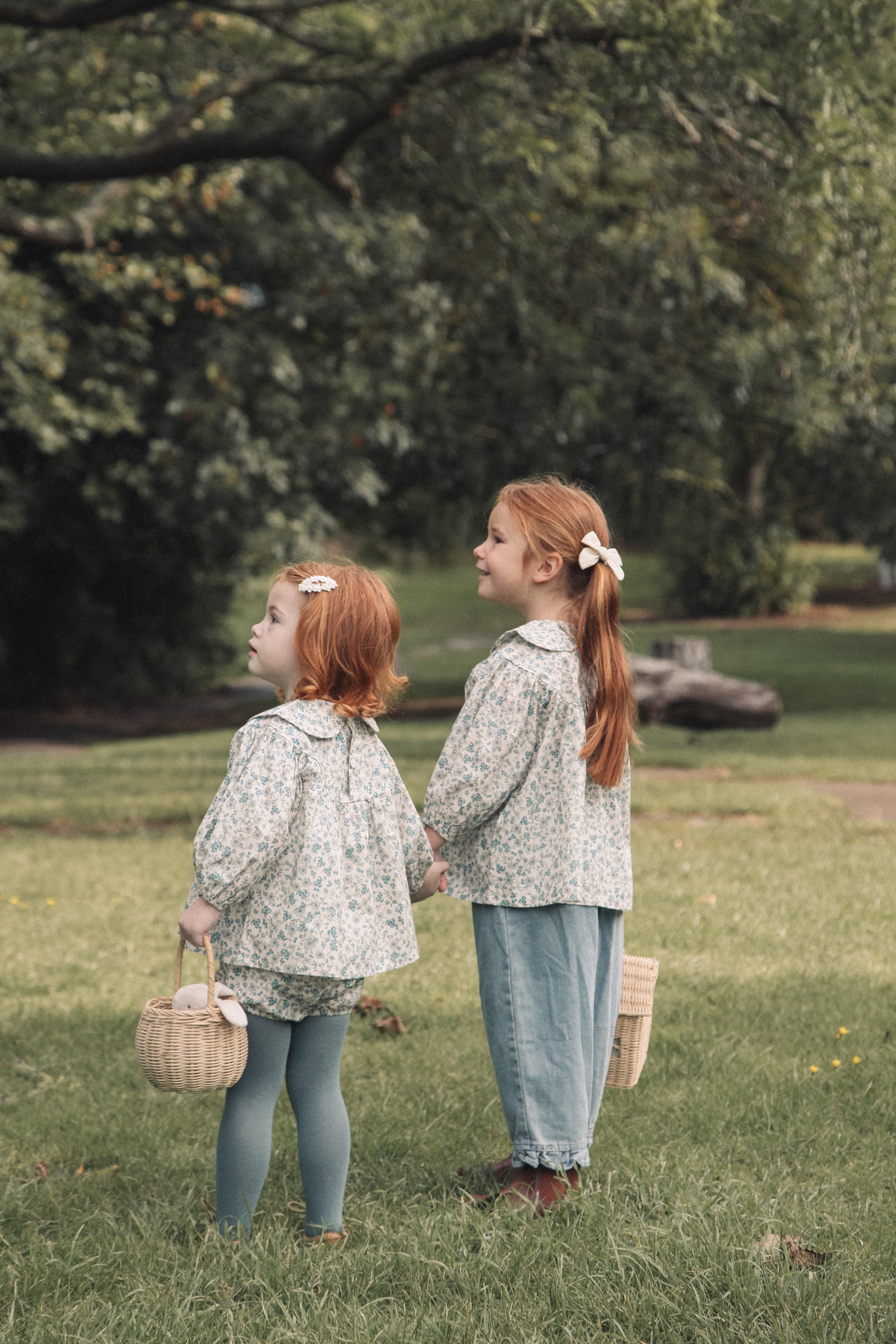 Blue/Floral Puff Sleeve Blouse
