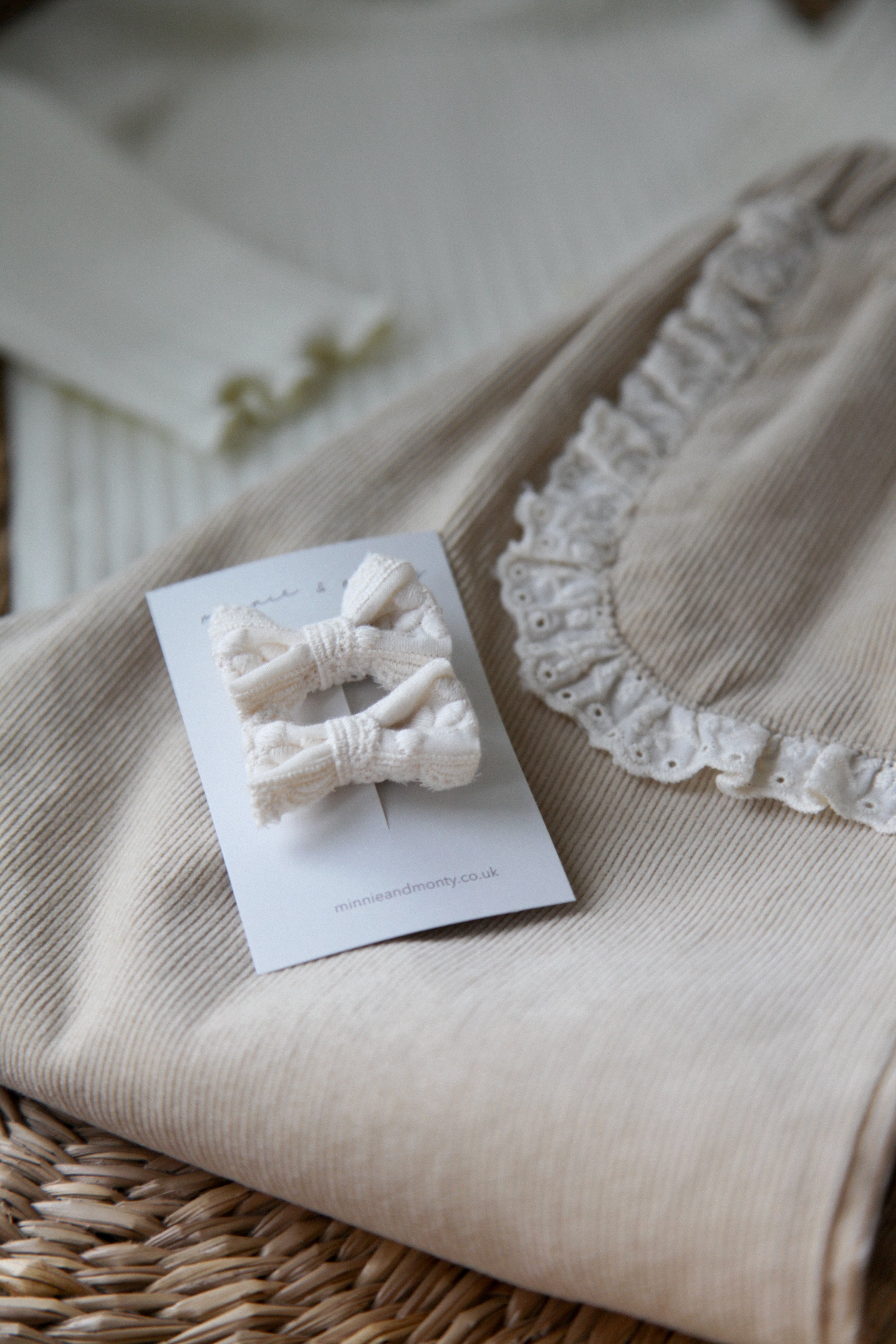 Cotton/Embroidered Small Bow Slides (2 pack)