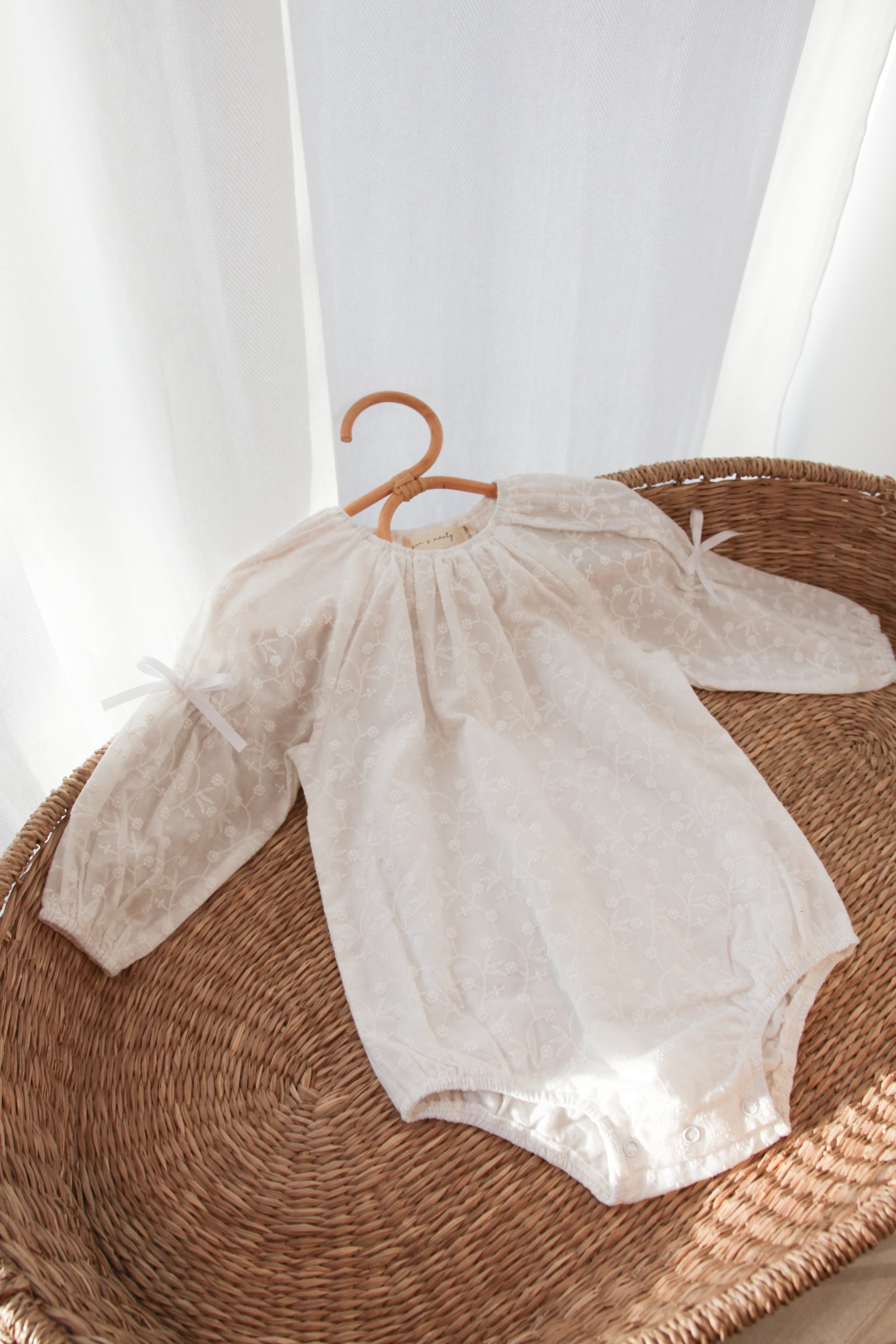 White/Broderie Anglaise Bow Sleeve Romper