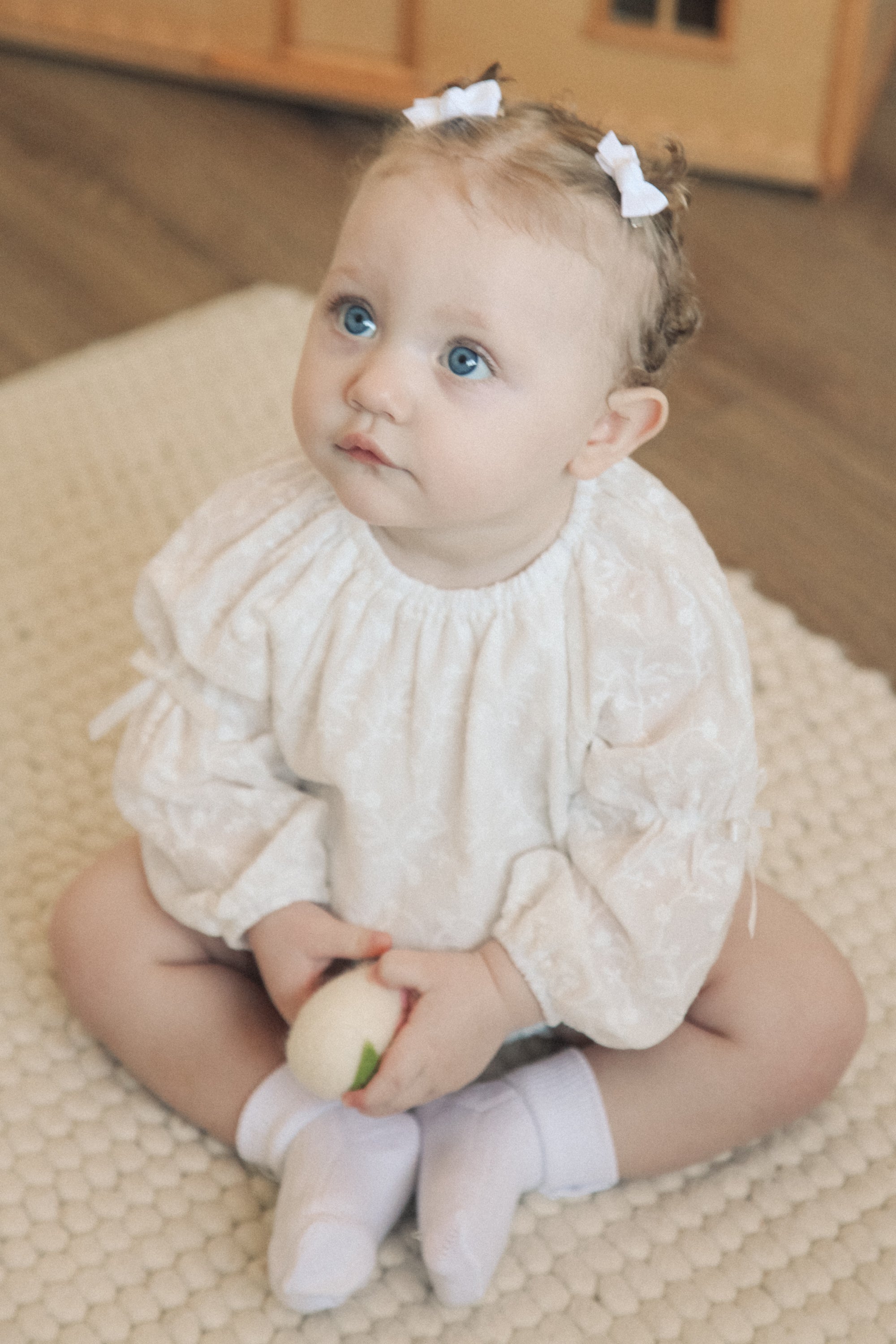 White/Broderie Anglaise Bow Sleeve Romper