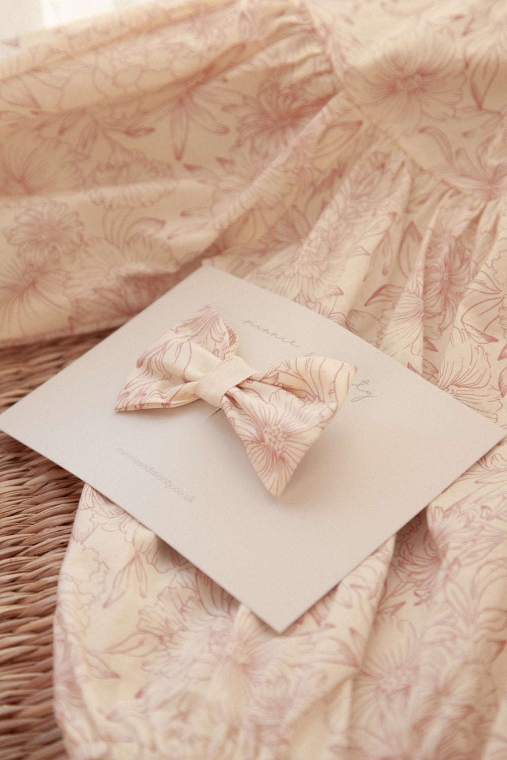 Large Cotton Bow in Pink/Toile