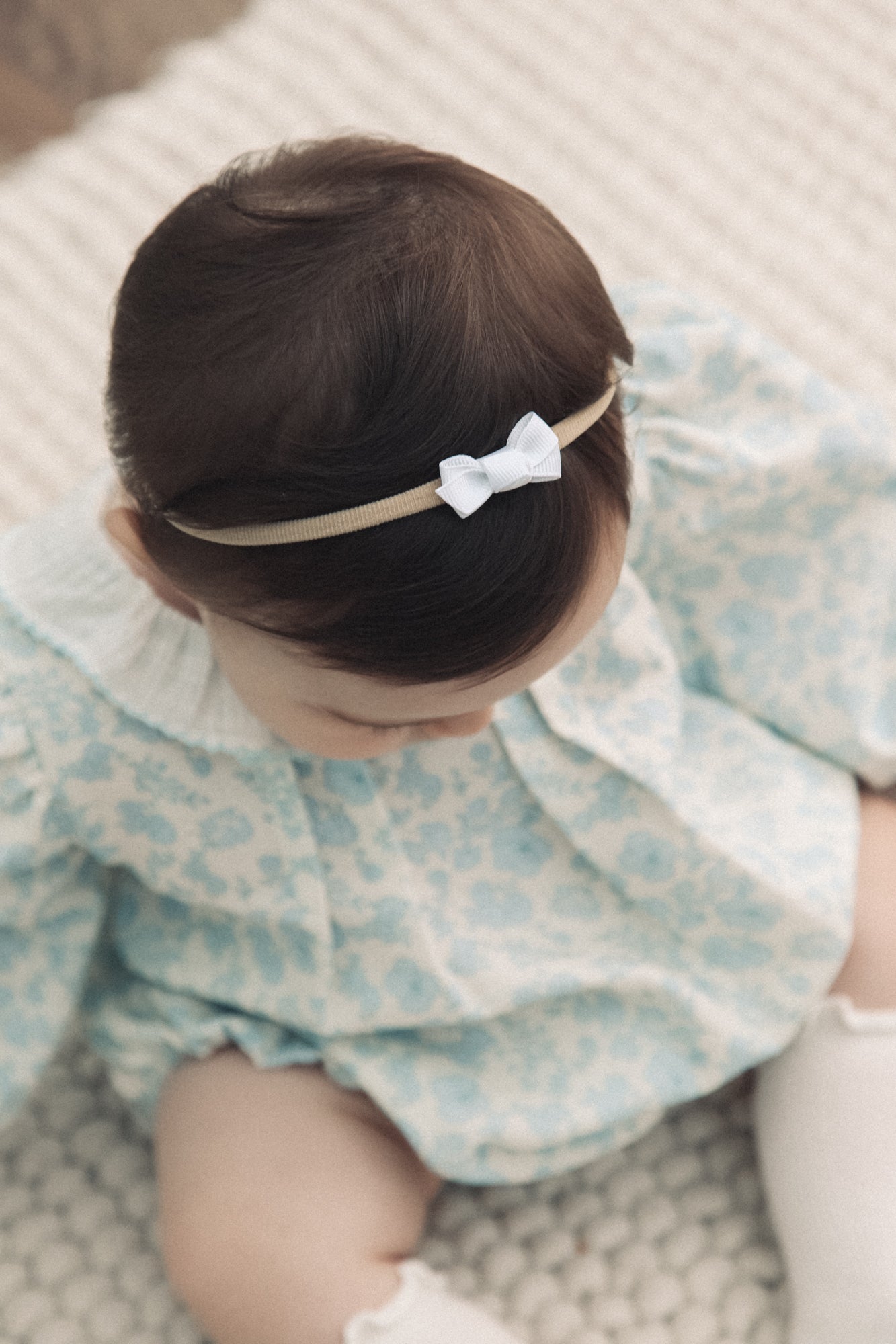 Dainty Mini Bow Headband in White