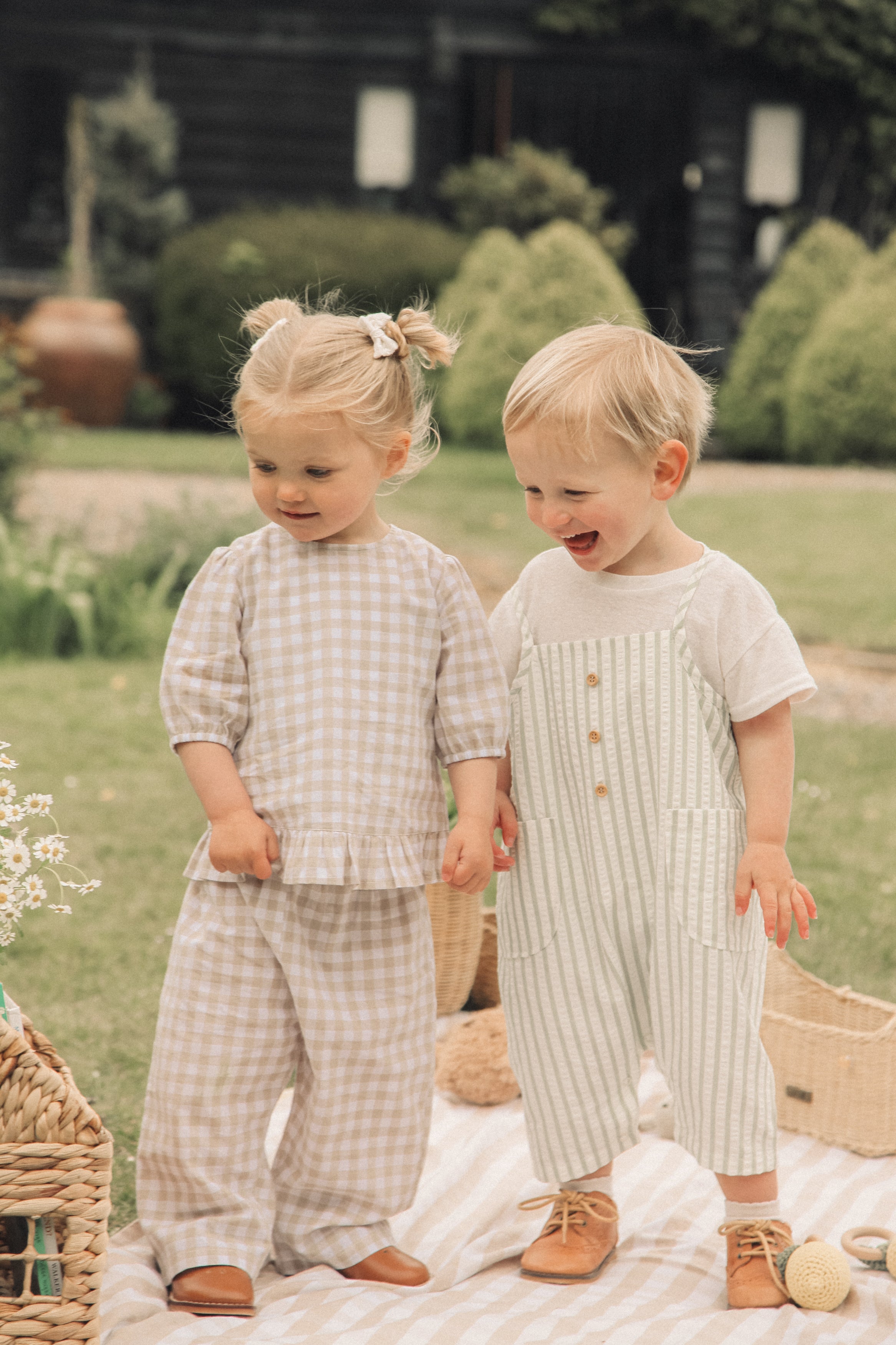 Unisex Green/White Seersucker Stripe Shortie Overalls
