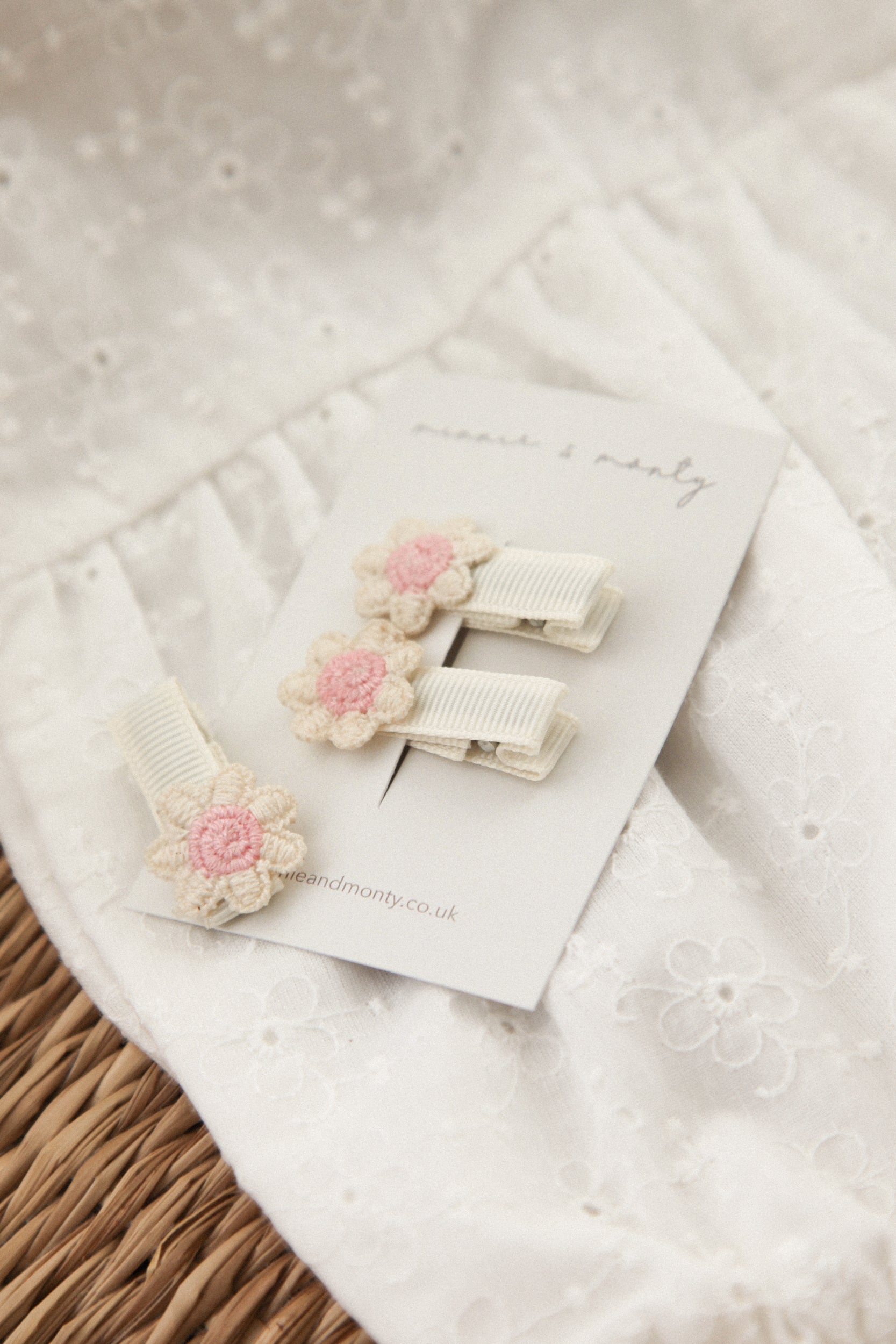 Mini Flower Soft Slides in Pink/White (2 pack)