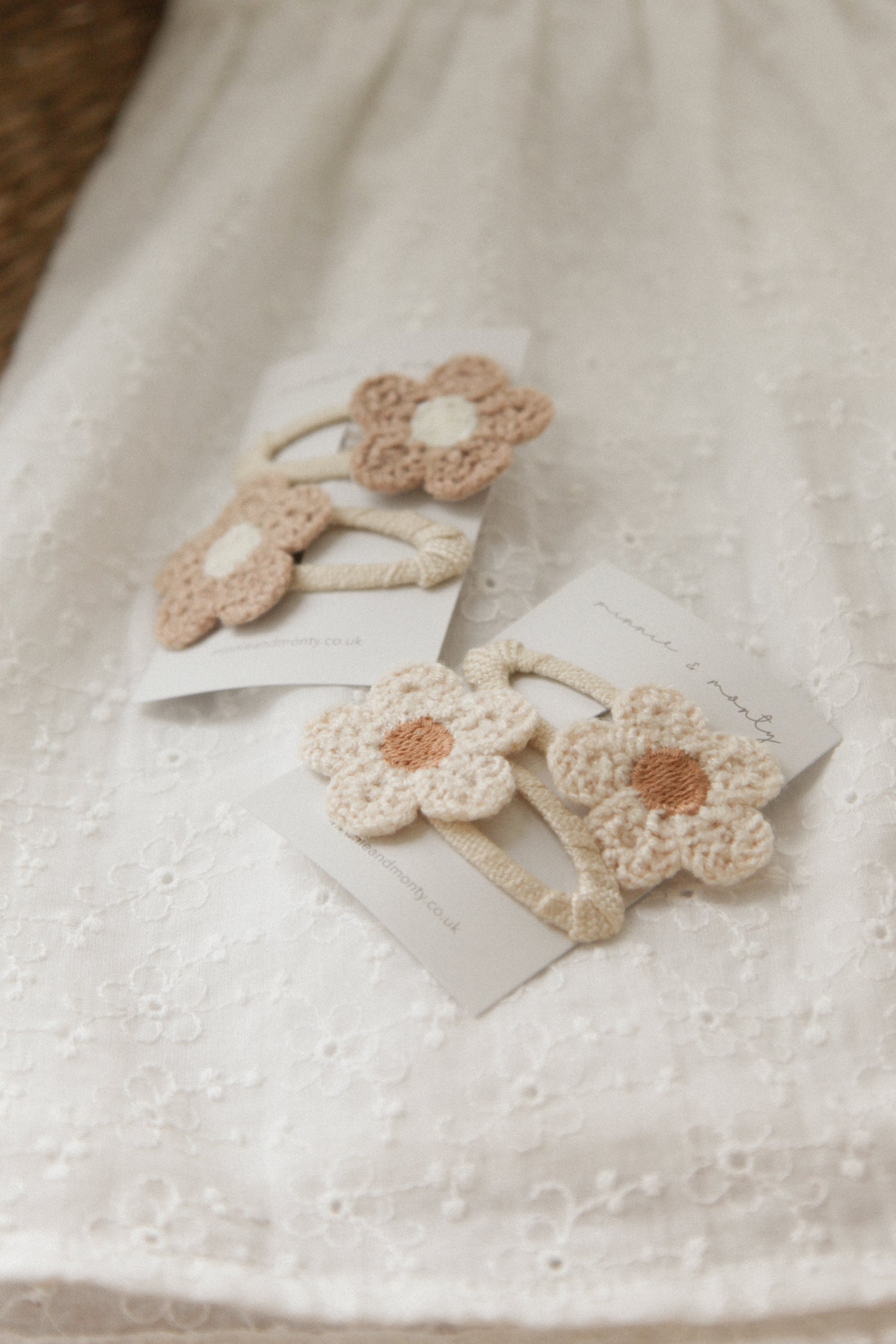 Knitted Flower Snap Clips (2 pack)
