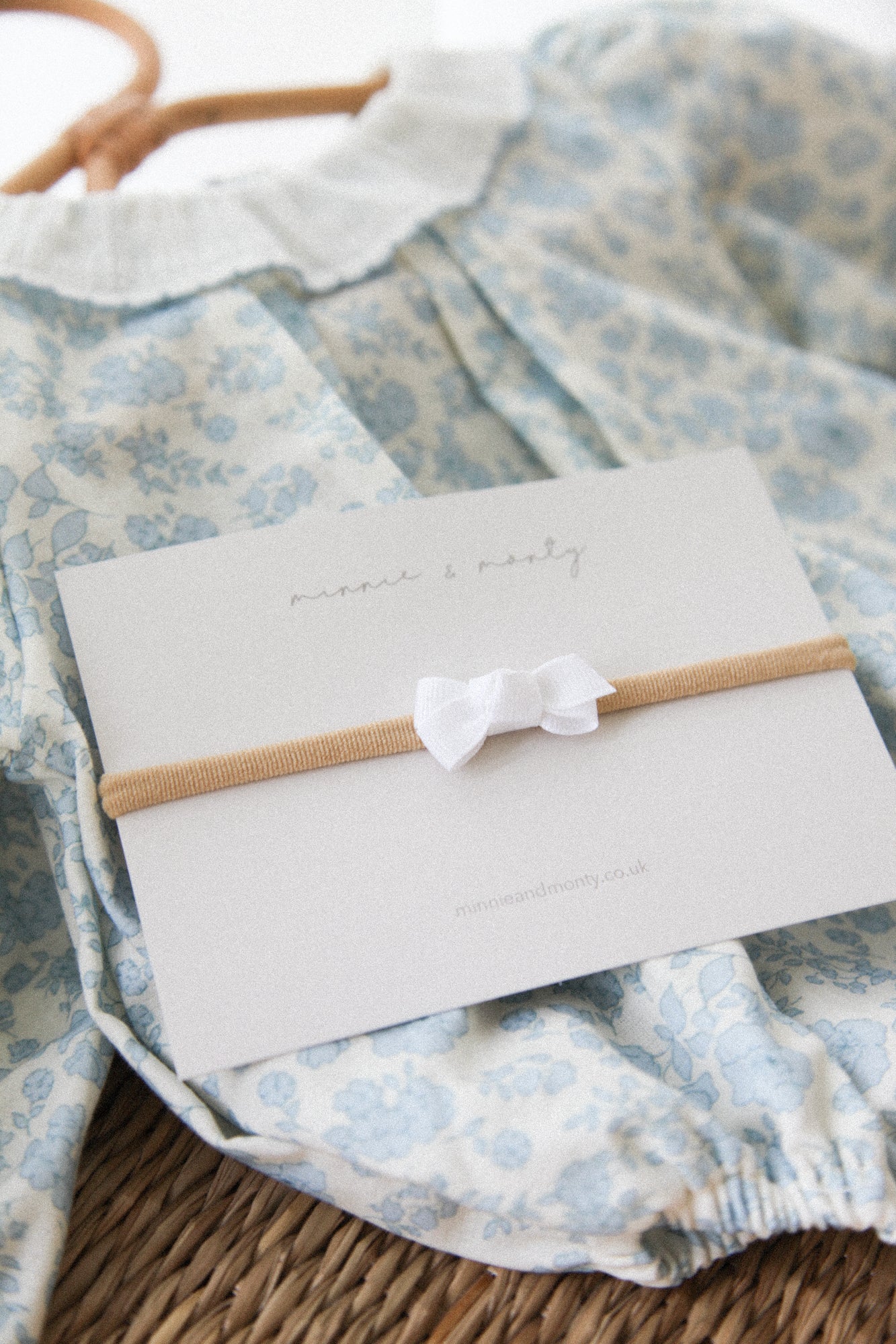 Dainty Mini Bow Headband in White