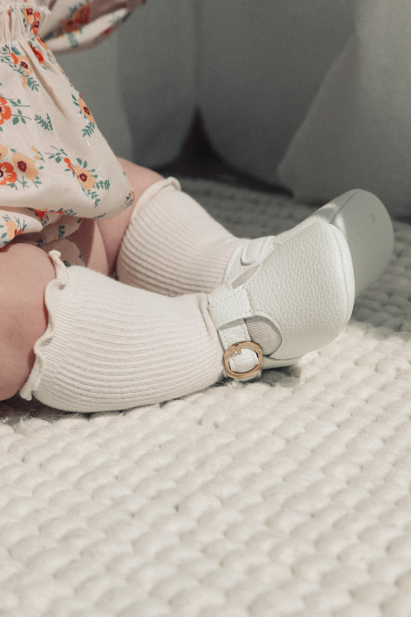 White Leatherette Textured Pram Shoes