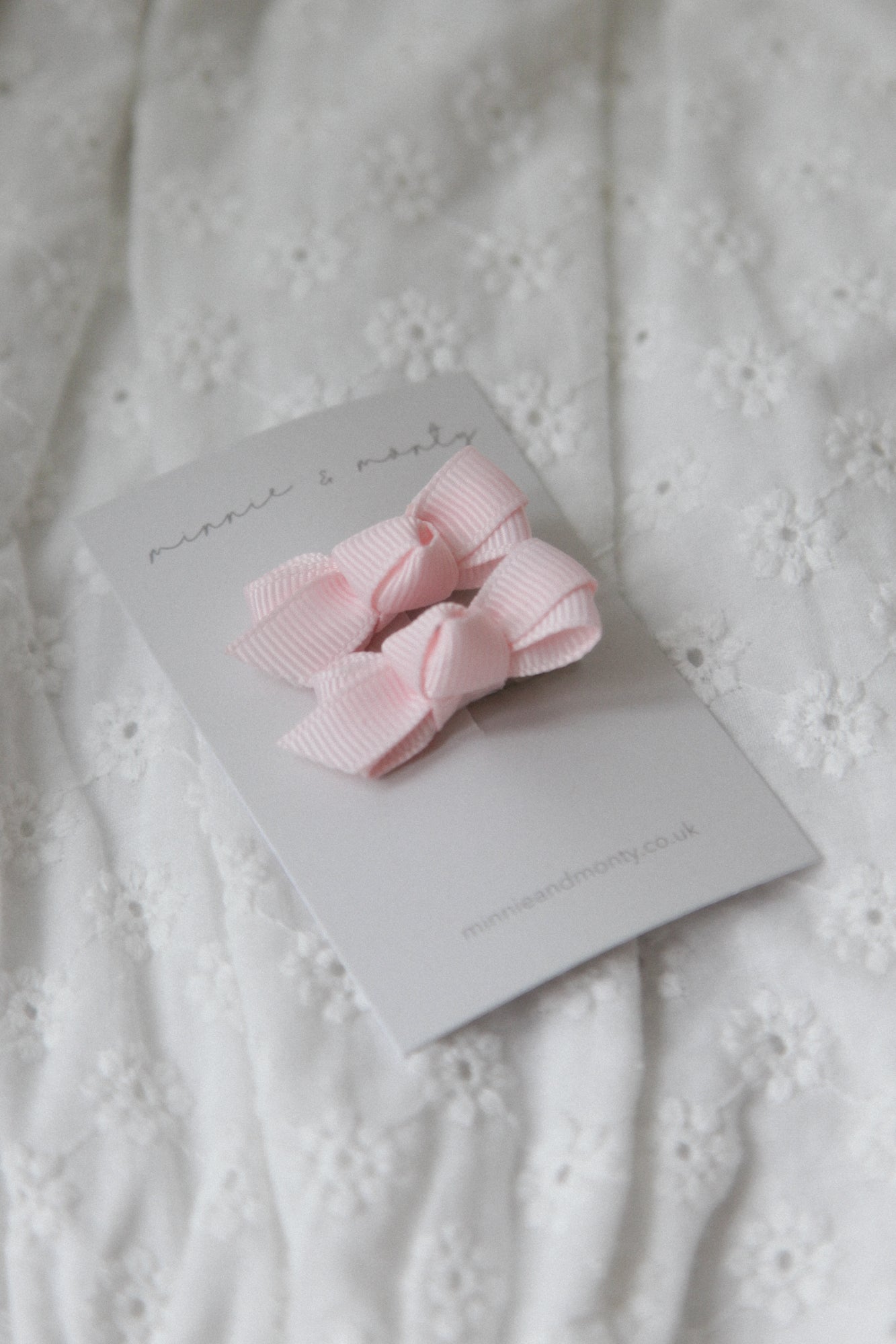 Dainty Mini Bow Clips