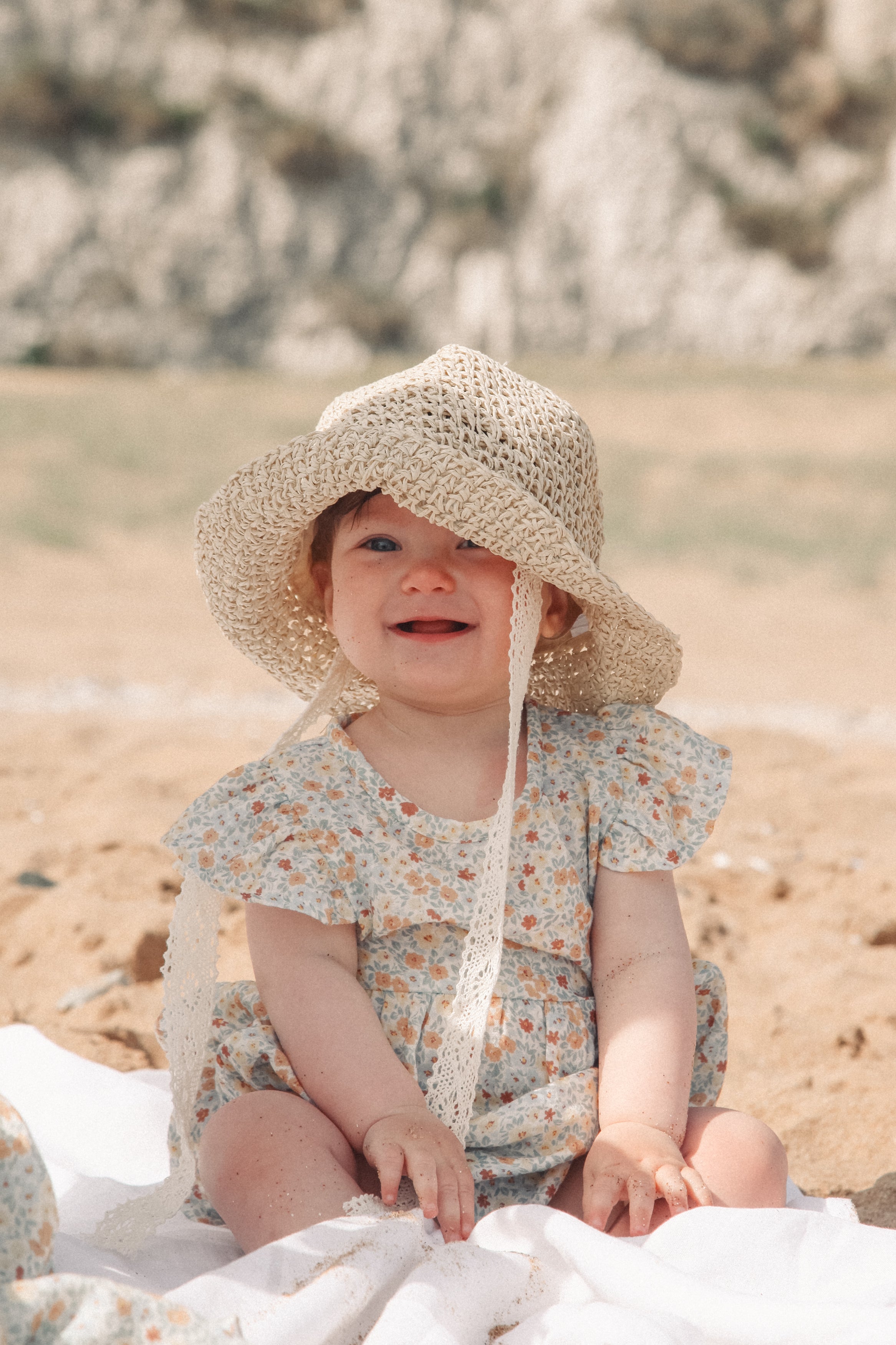Wicker Lace Tie Bonnet