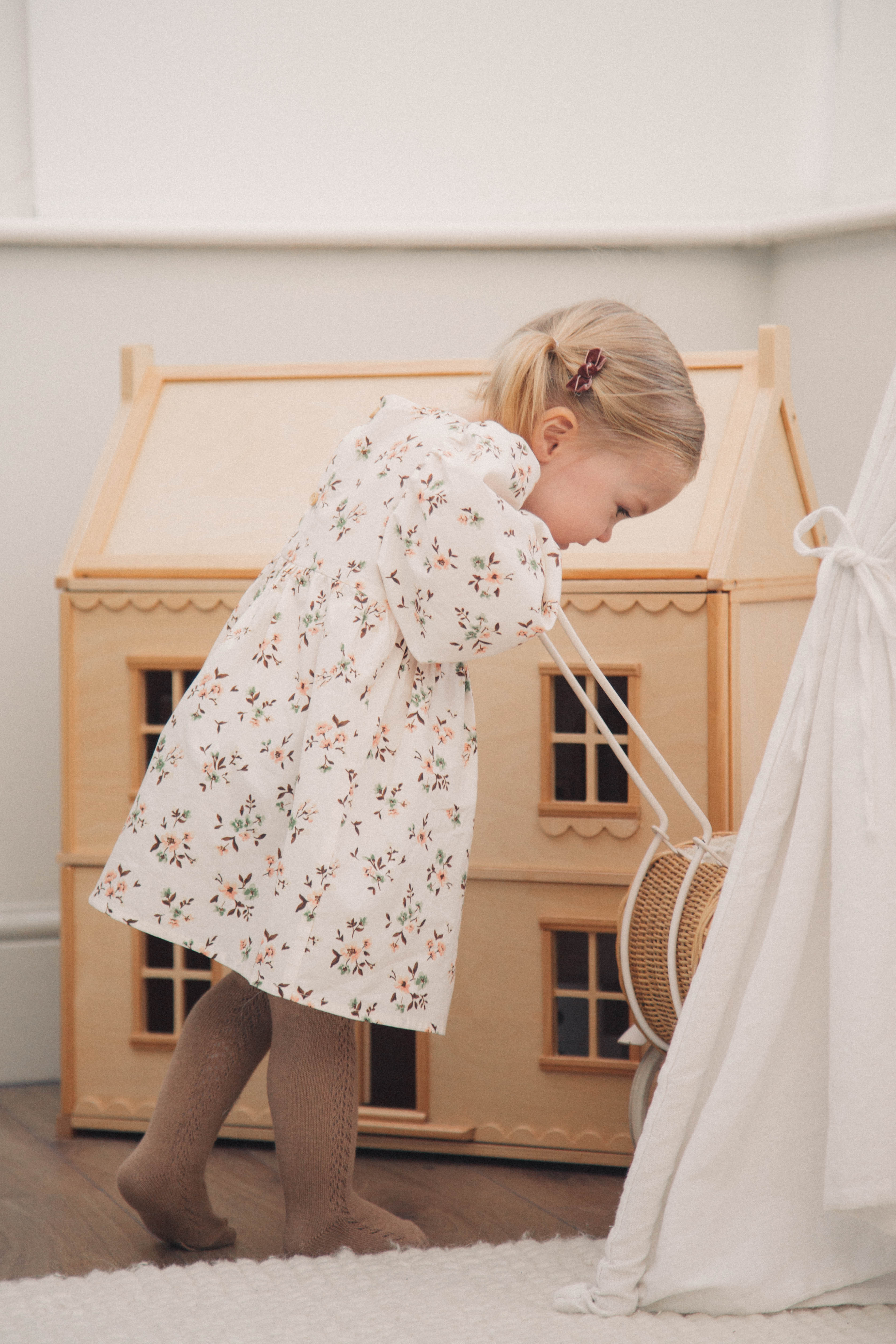 Mocha/Floral Puff Sleeve Dress
