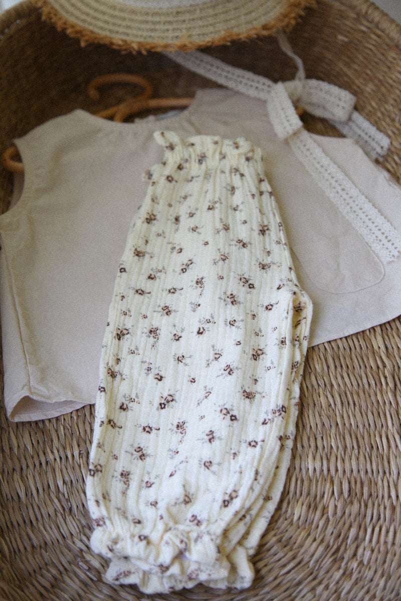 Floral/Cream Muslin Textured Trousers