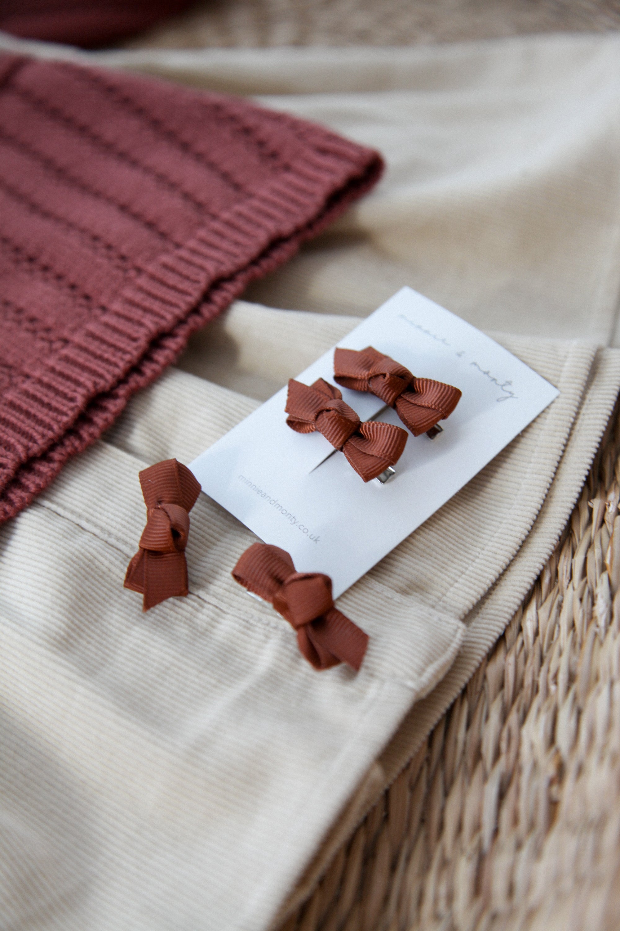 Dainty Mini Bow Clips in Chocolate