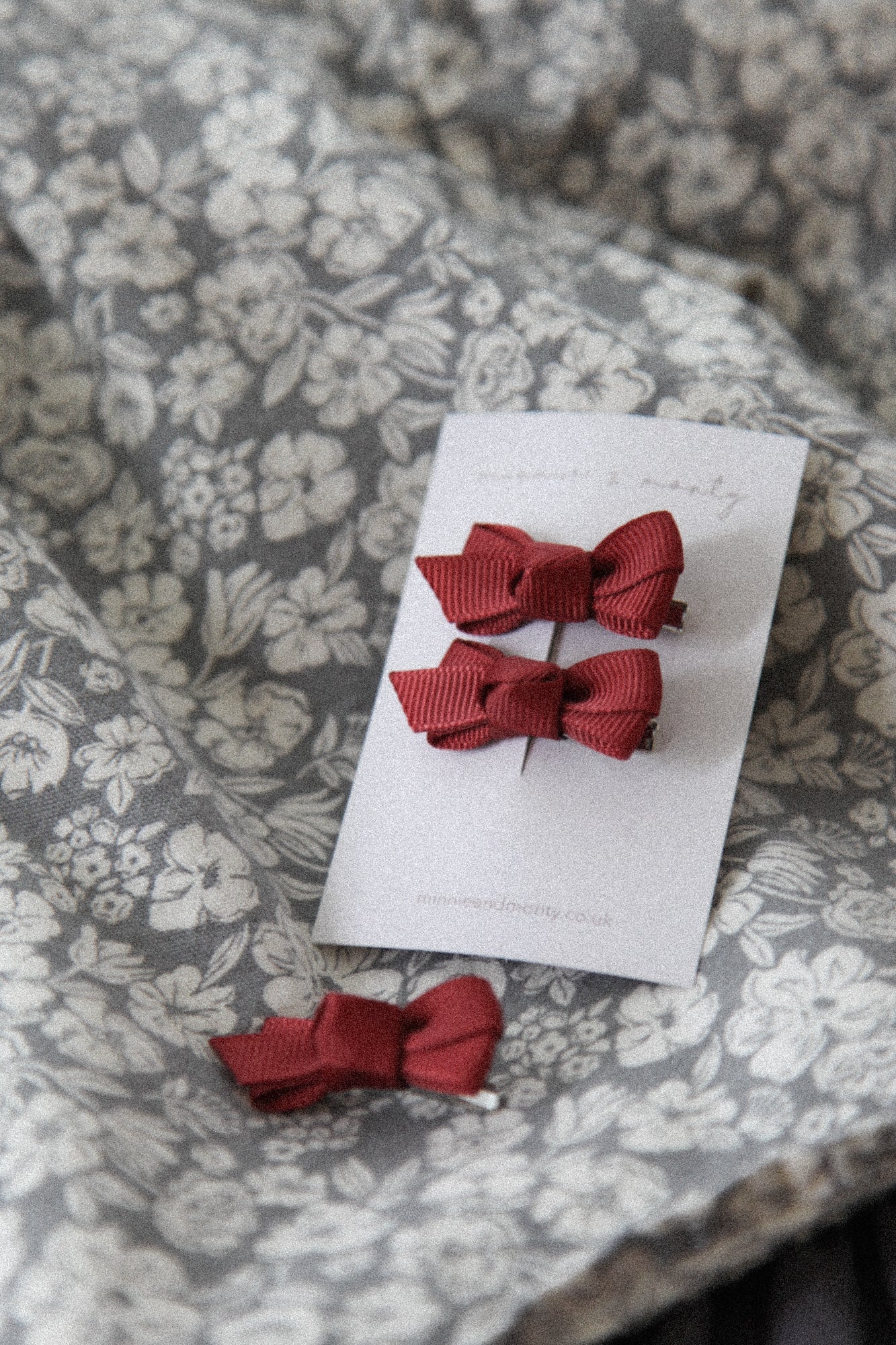 Dainty Mini Bow Clips in Berry Red