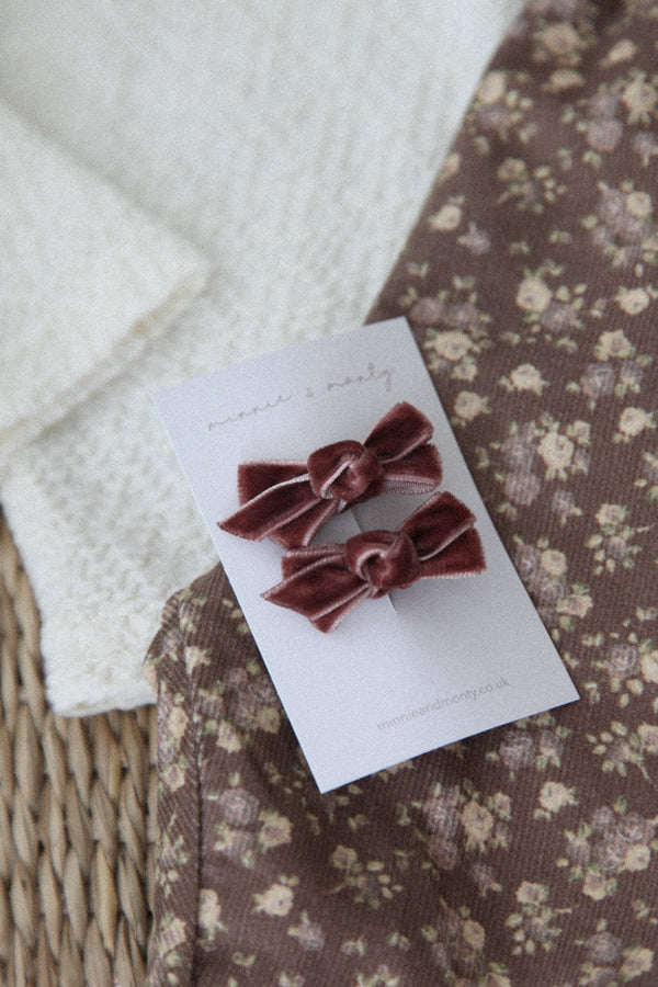 Mocha Velvet Mini Bow Clips (2 pack)