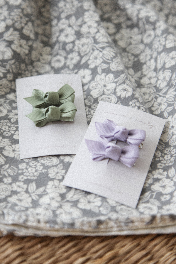 Dainty Mini Bow Clips (2 pack)