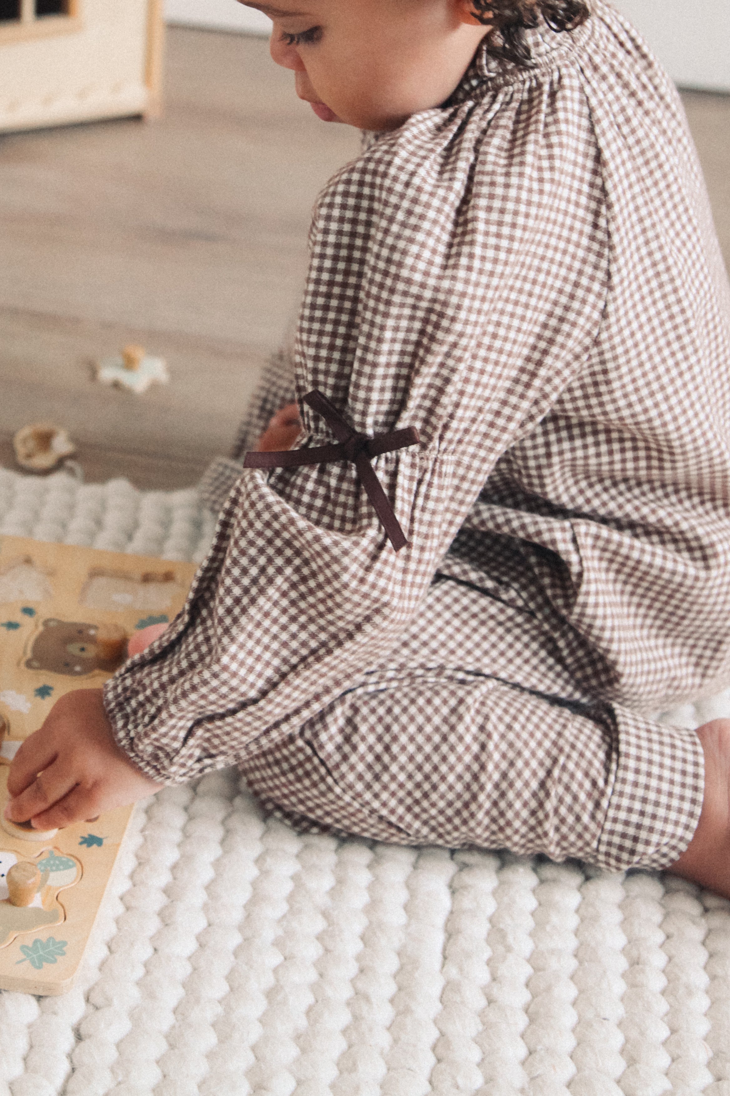 Brown/Gingham Bow Sleeve Blouse