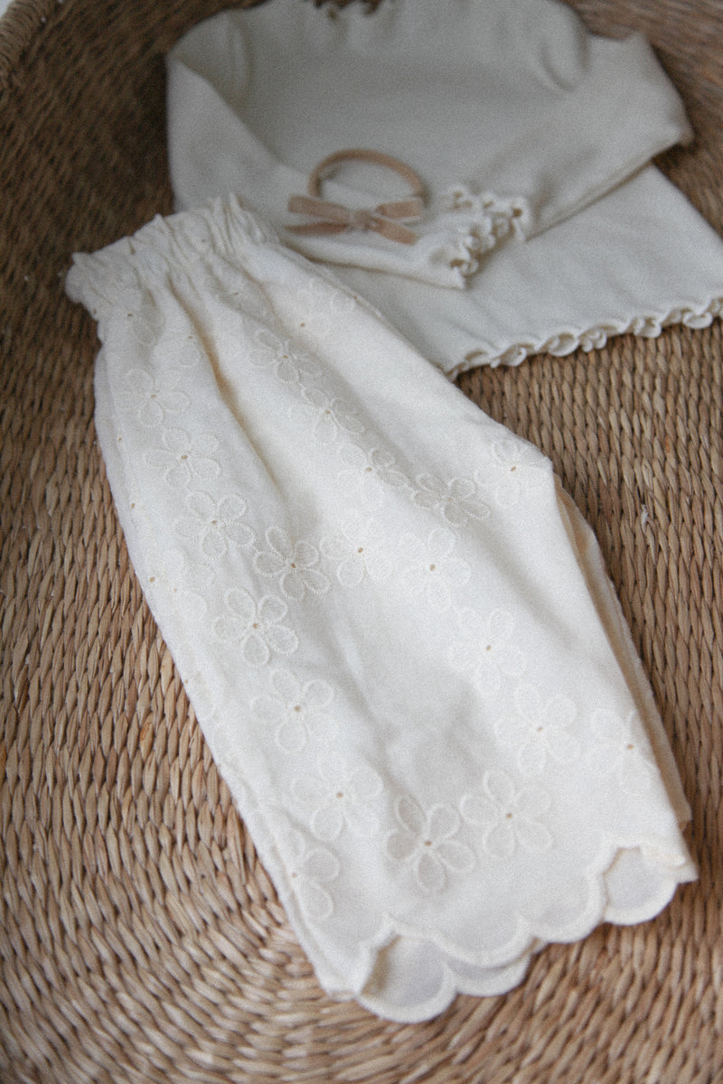 Cream Daisy Embroidered Culottes