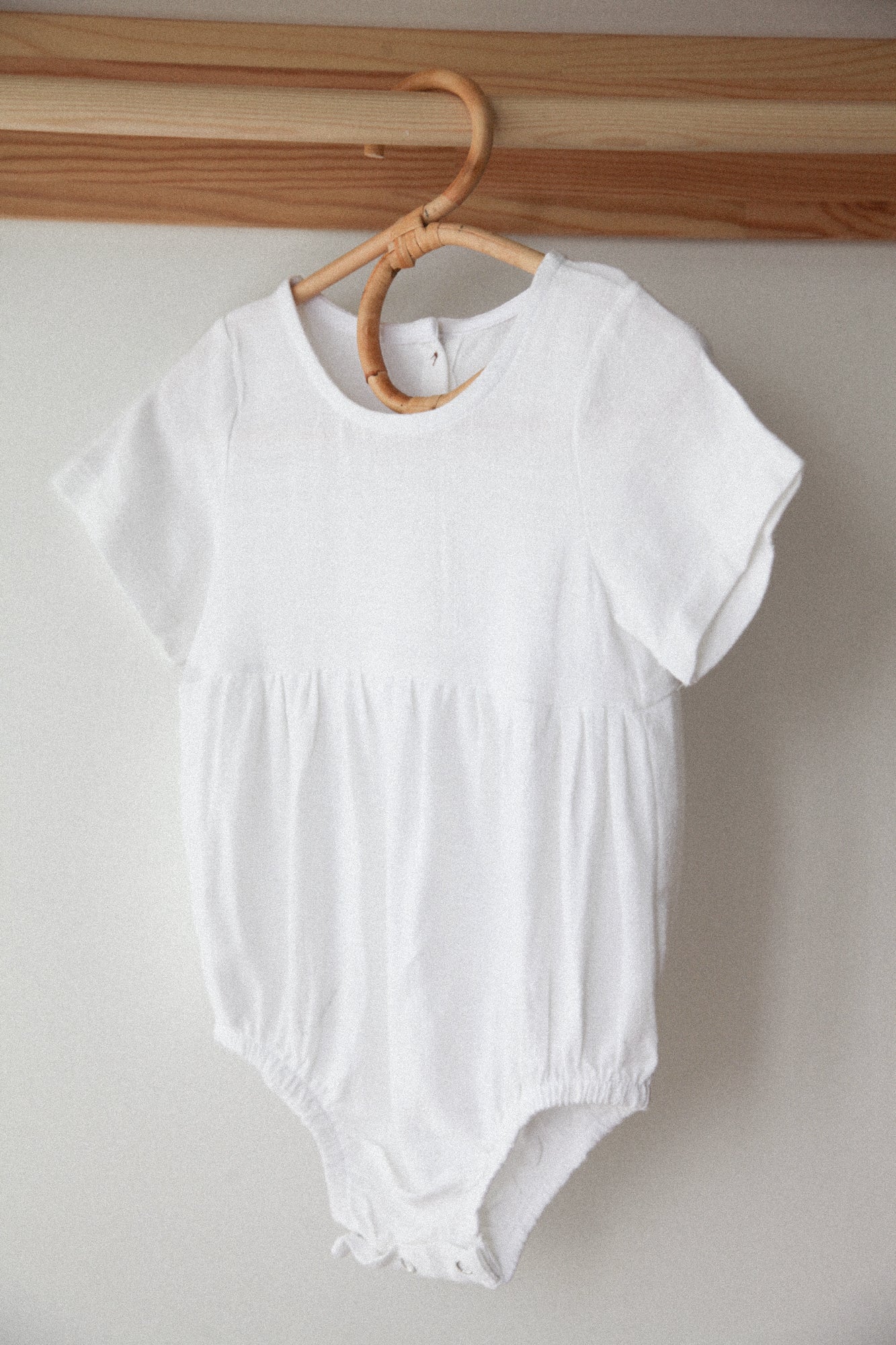 Minnie and Monty Linen Short Sleeve Romper in White