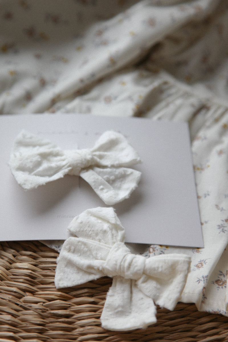 White Cotton Embroidered Bow Slides (2 pack)