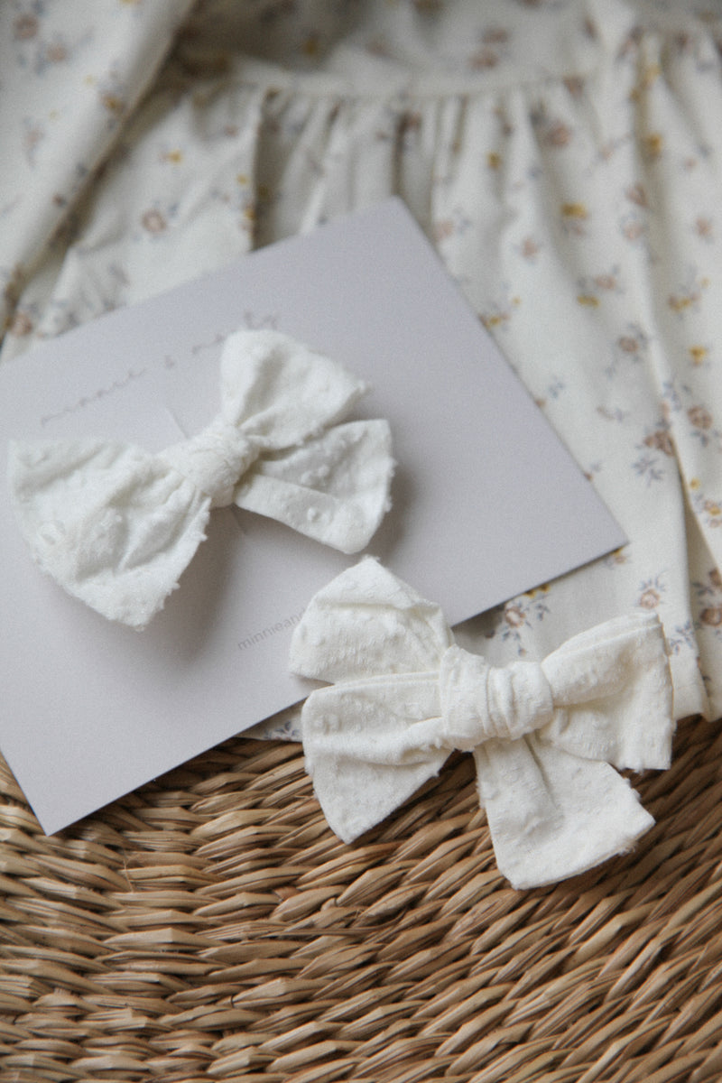 White Cotton Embroidered Bow Slides (2 pack)